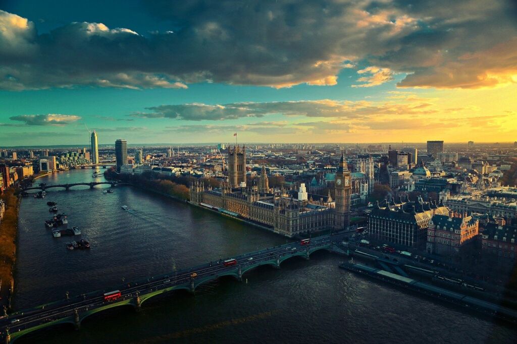 A photo of London - river Thames and the Big Ben are visible